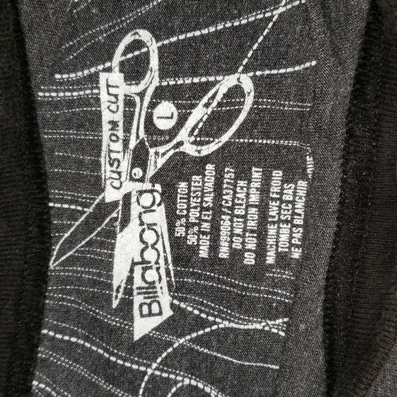 Billabong Custom Cut Tshirt - Picture 2 of 3
